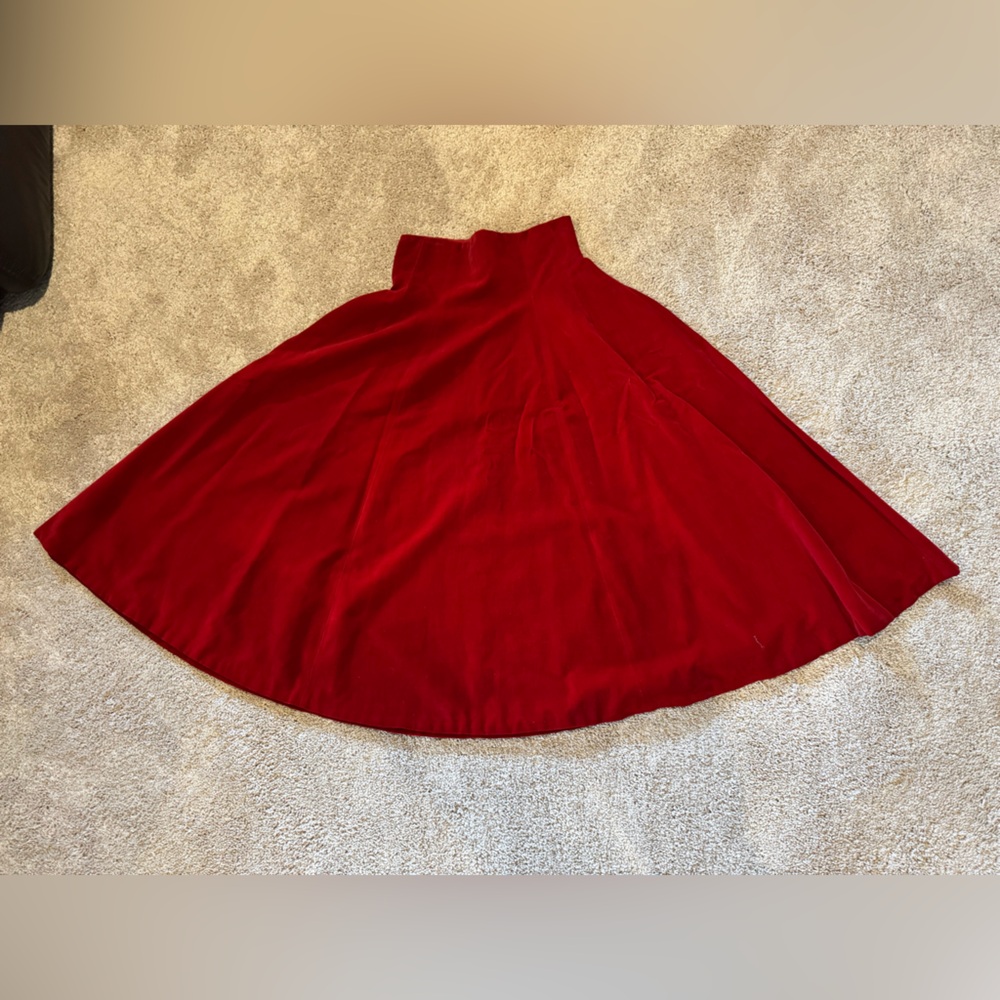 TRUE VINTAGE Red Velvet circle skirt high waisted 1950s velvet skirt size XXS/XS